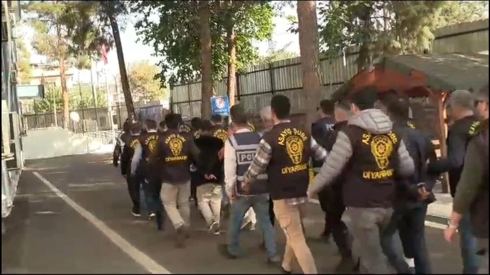 Diyarbakır'da polis, hırsızlık şebekesi çökertti