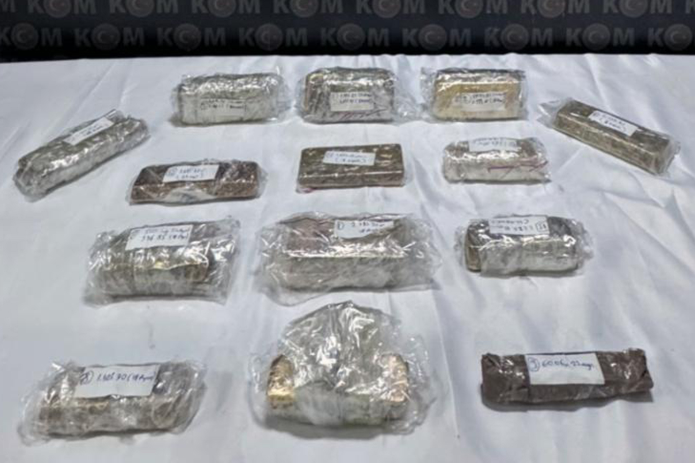 Sınır kapısında 25 kilo altın ele geçirildi