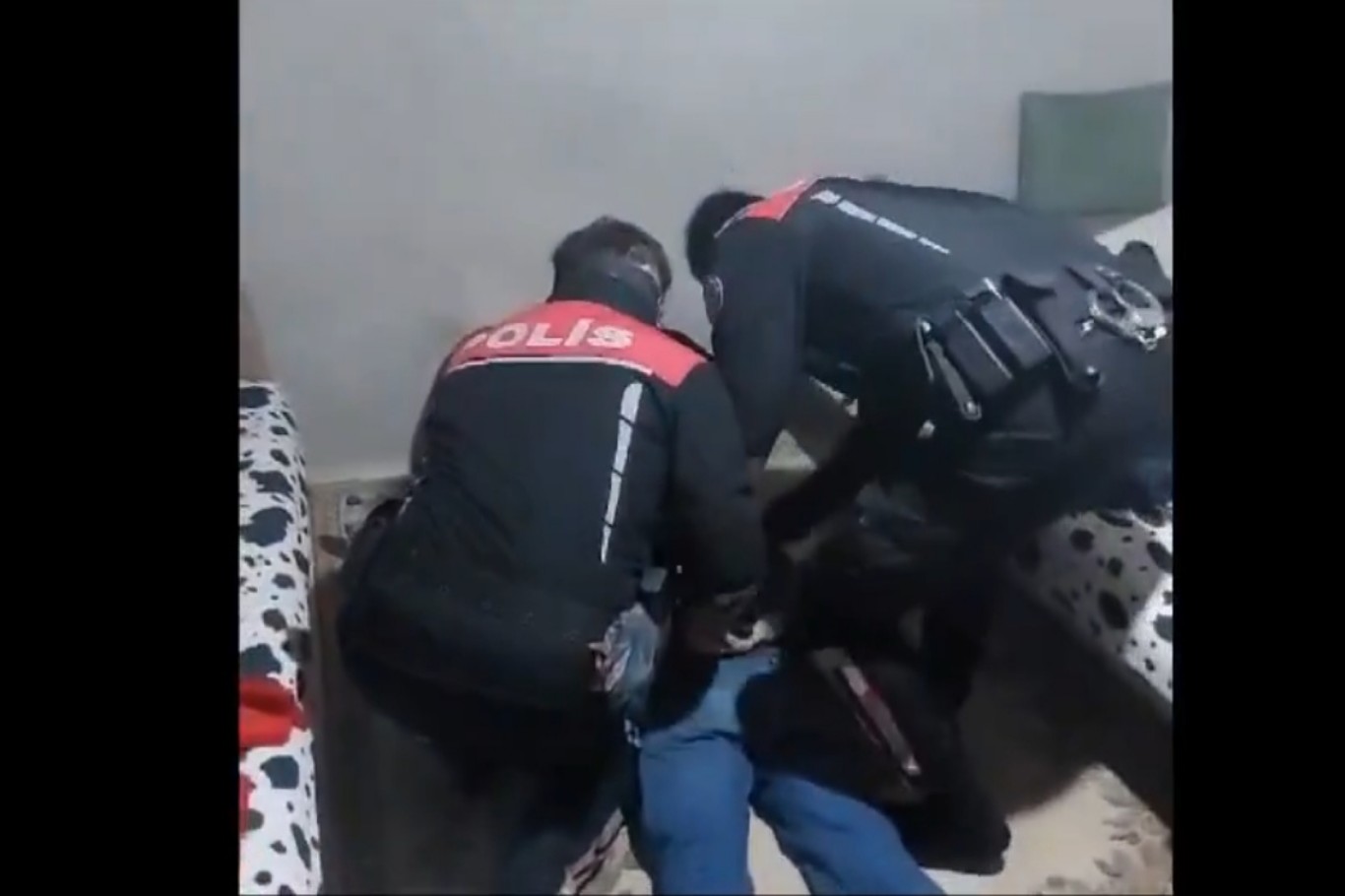 Bursa'da aranan şahıslara şafak operasyonu: 238 gözaltı