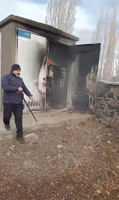 Trafo alev alev yandı