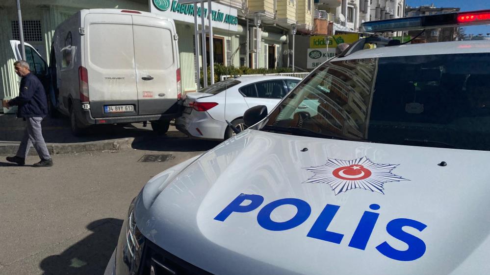 Yenişehir'de 4 Araçlı Kaza: 13 Yaralı