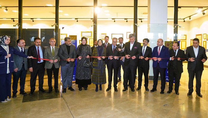 Diyarbakır'da Hattat Hamit Aytaç sergisi açıldı