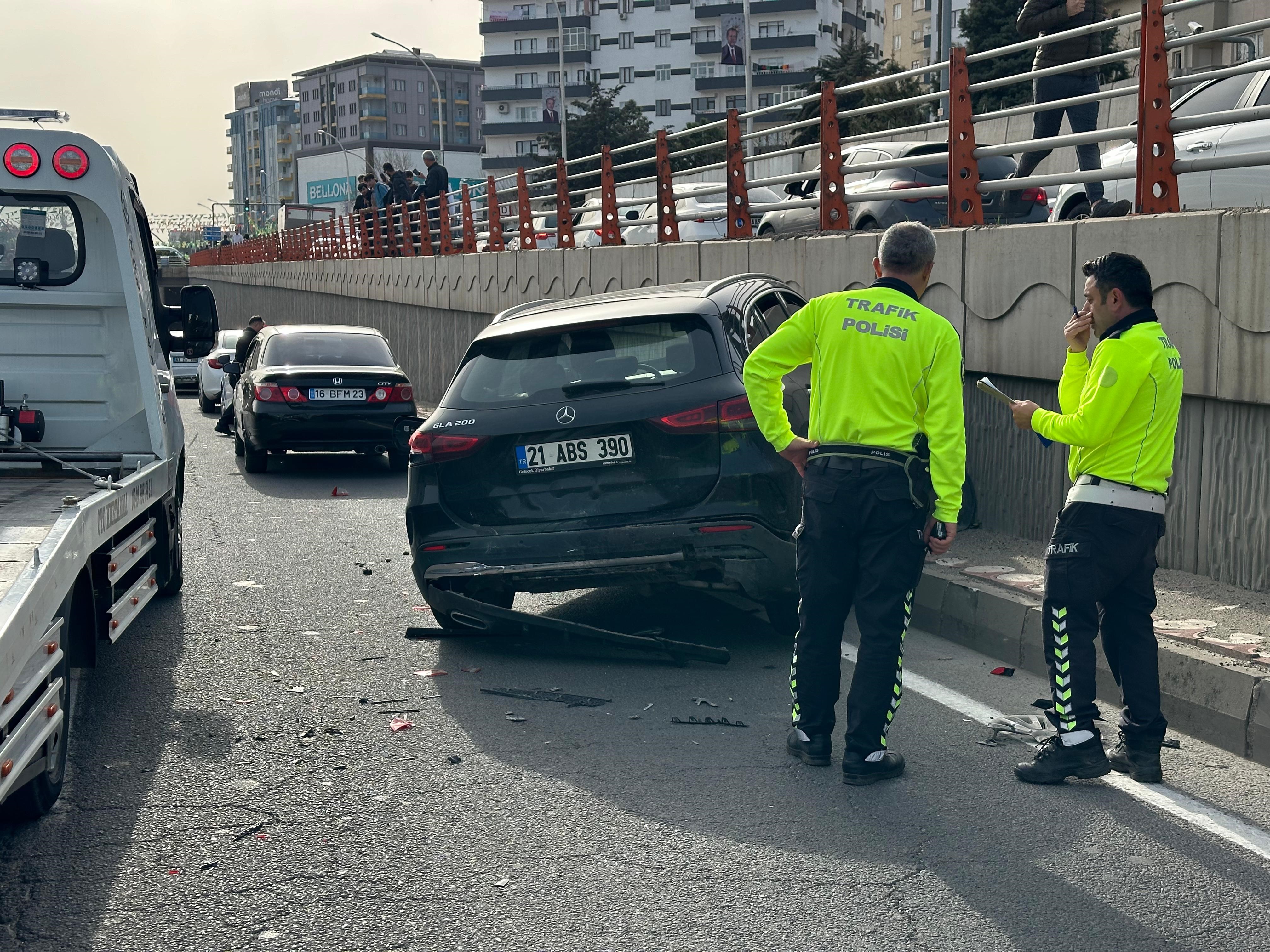 Diyarbakır'da zincirleme kaza