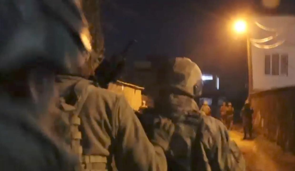 DEM Parti meclis üyesi adayları terör operasyonuyla gözaltına alındı