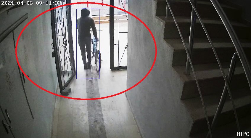 iki gün arayla 3 bisiklet çaldı