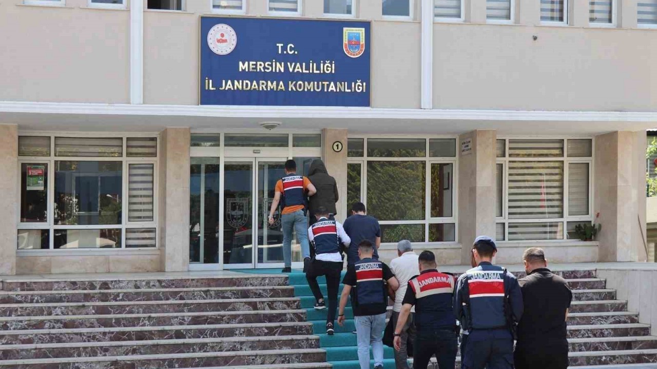 Mersin&rsquo;de yasa dışı bahis operasyonu: 5 g&ouml;zaltı
