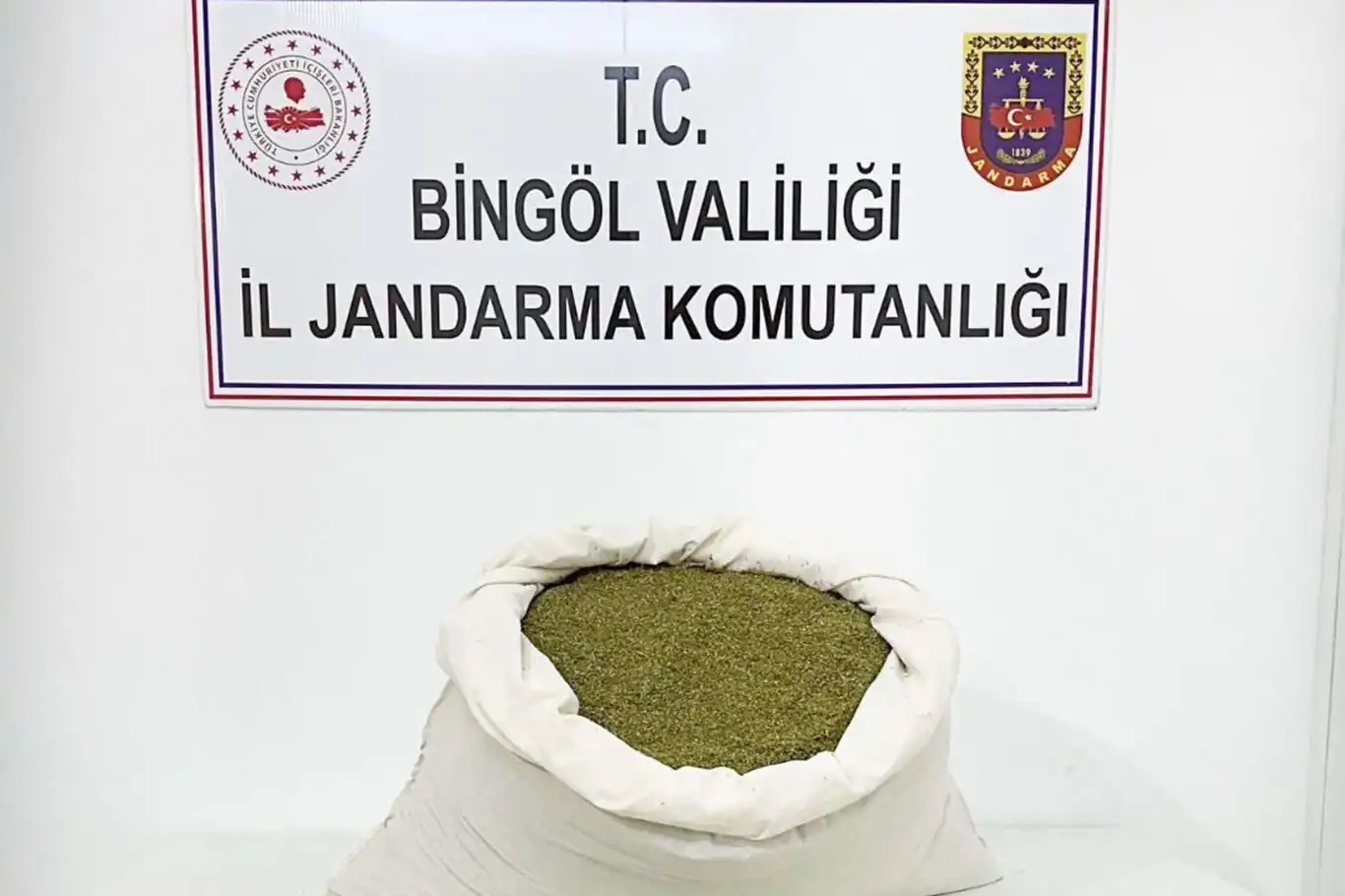 Bing&ouml;l&rsquo;de 3 kilogram toz esrar ele ge&ccedil;irildi