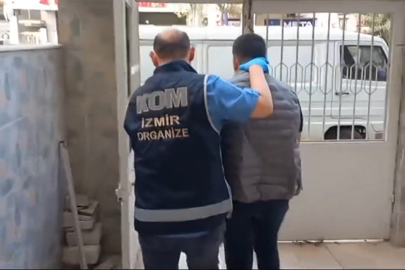 Organize su&ccedil; &ouml;rg&uuml;t&uuml;ne "Mahzen" operasyonu: 9 g&ouml;zaltı