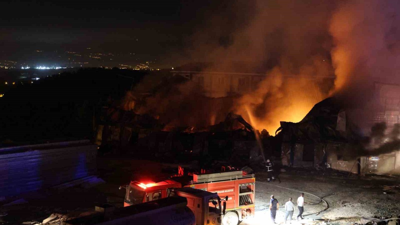 İş&ccedil;ilerin kaldığı 3 katlı prefabrik yatakhanede can pazarı