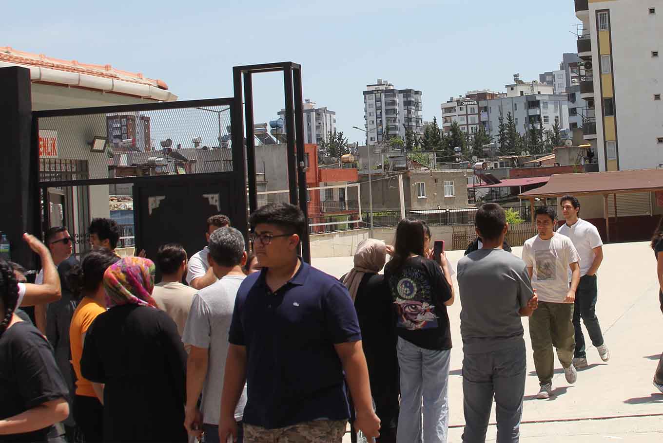 AYT sınavına giren öğrenciler: Matematik diğer sorulara göre daha zordu