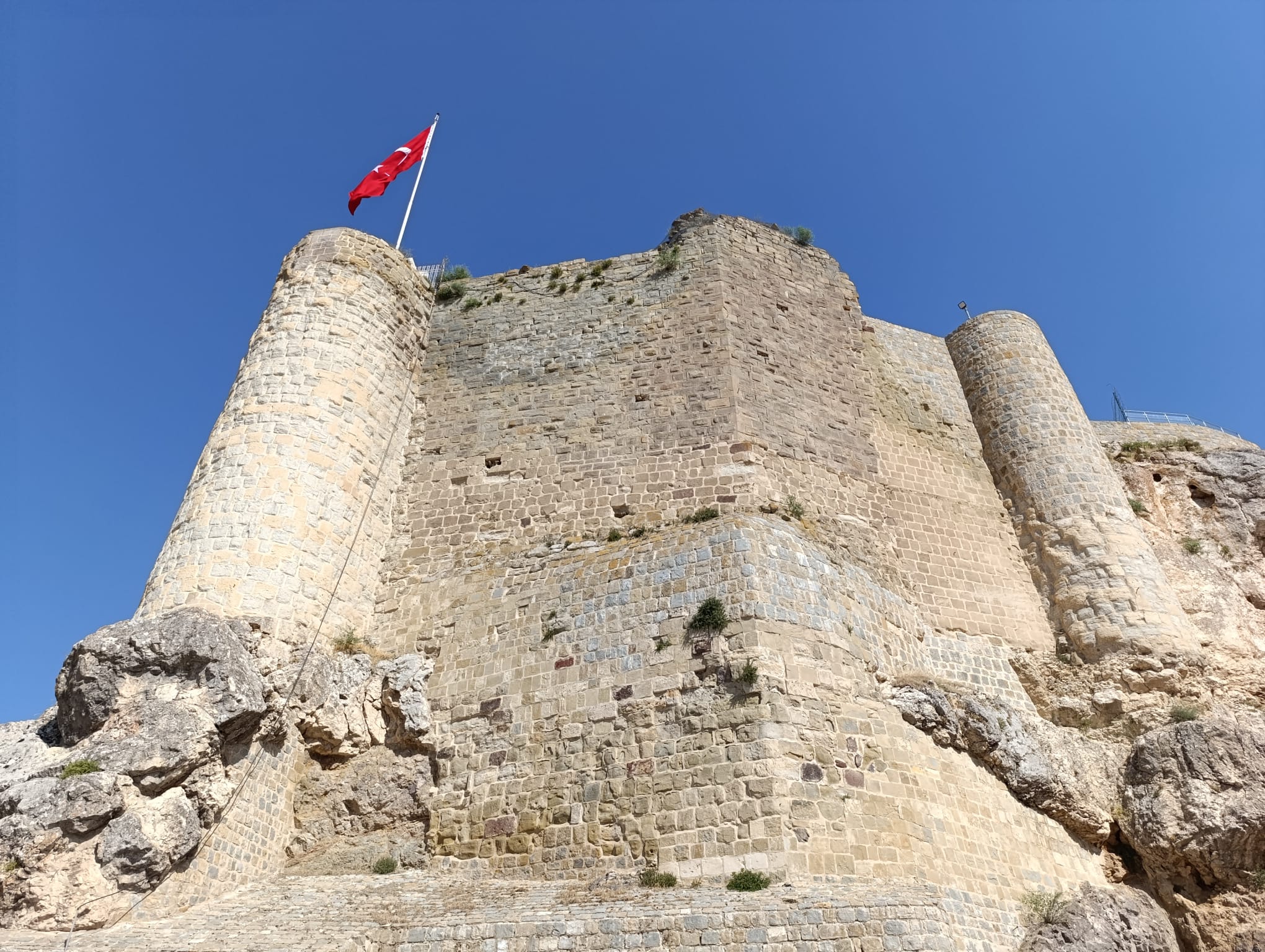 Kudüs Kralının Atıldığı Zindan Harput Kalesinde!
