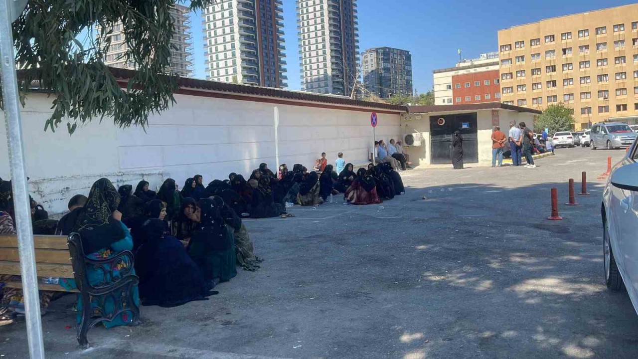 Salça Yaparken Akıma Kapılan Anne Ile Kızı Hayatını Kaybetti