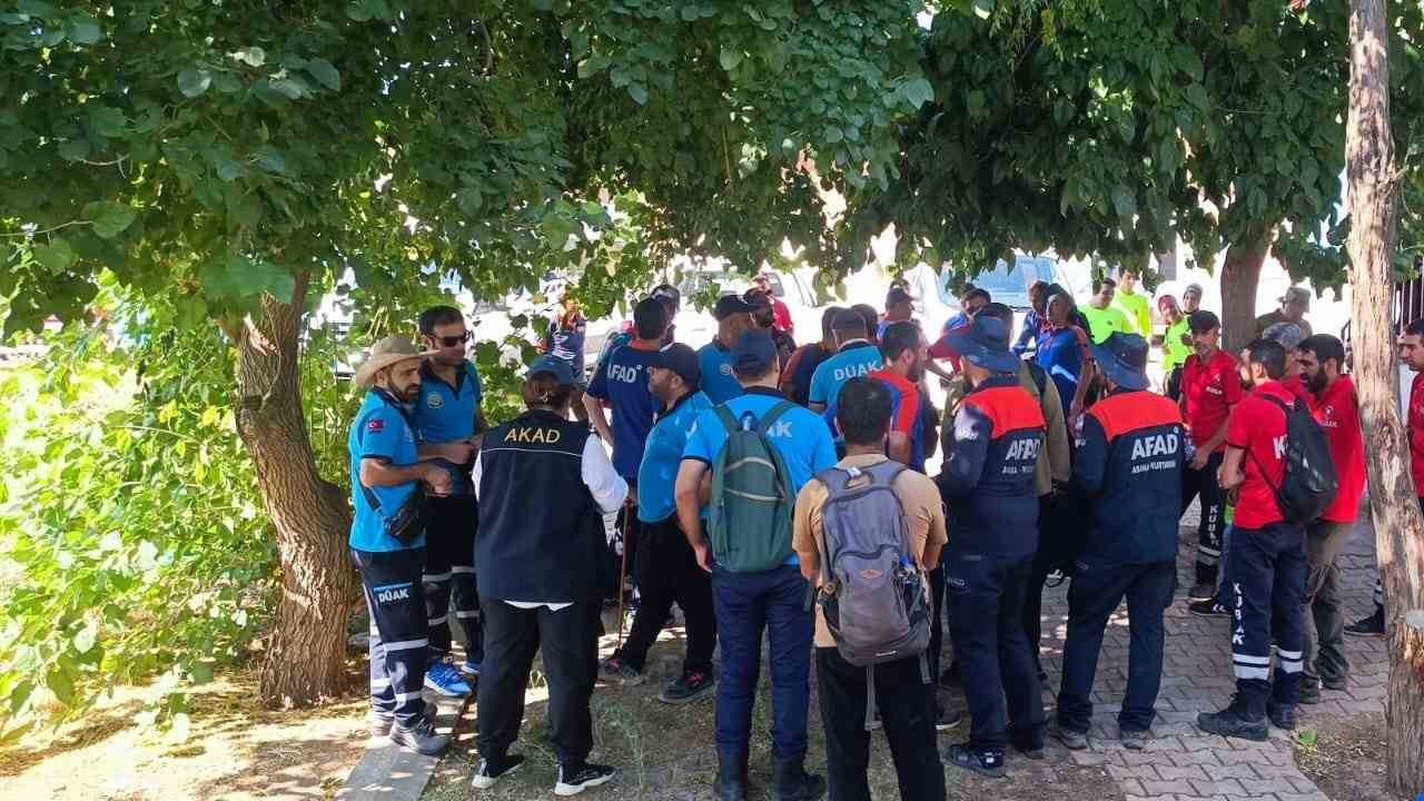 8 Yaşındaki Narin’i Arama Çalışmaları 5 Günde