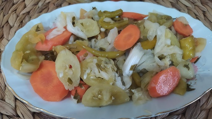 Diyarbakır’da turşular masalarda yerini aldı