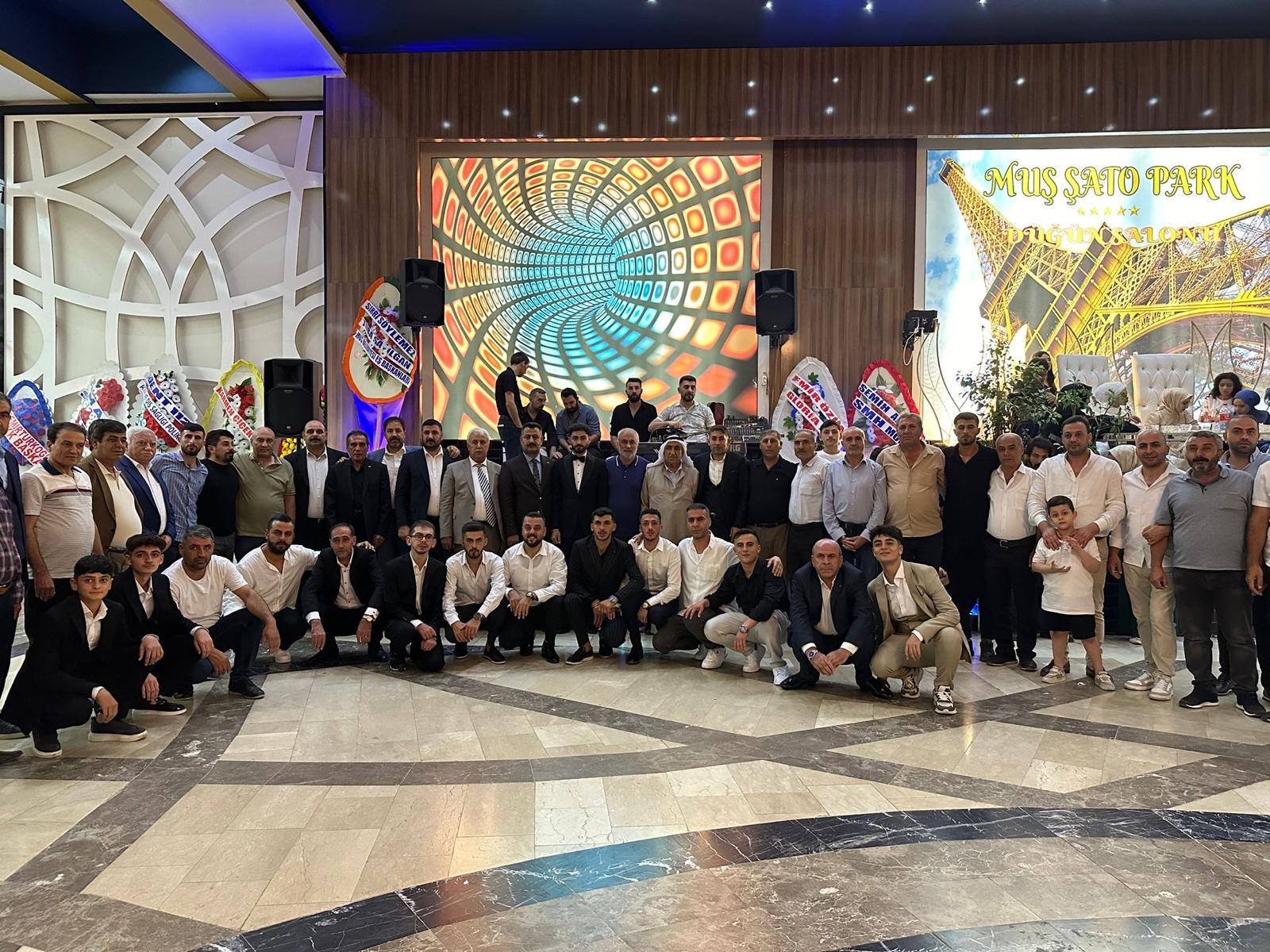 Muş’ta muhteşem aşiret düğünü