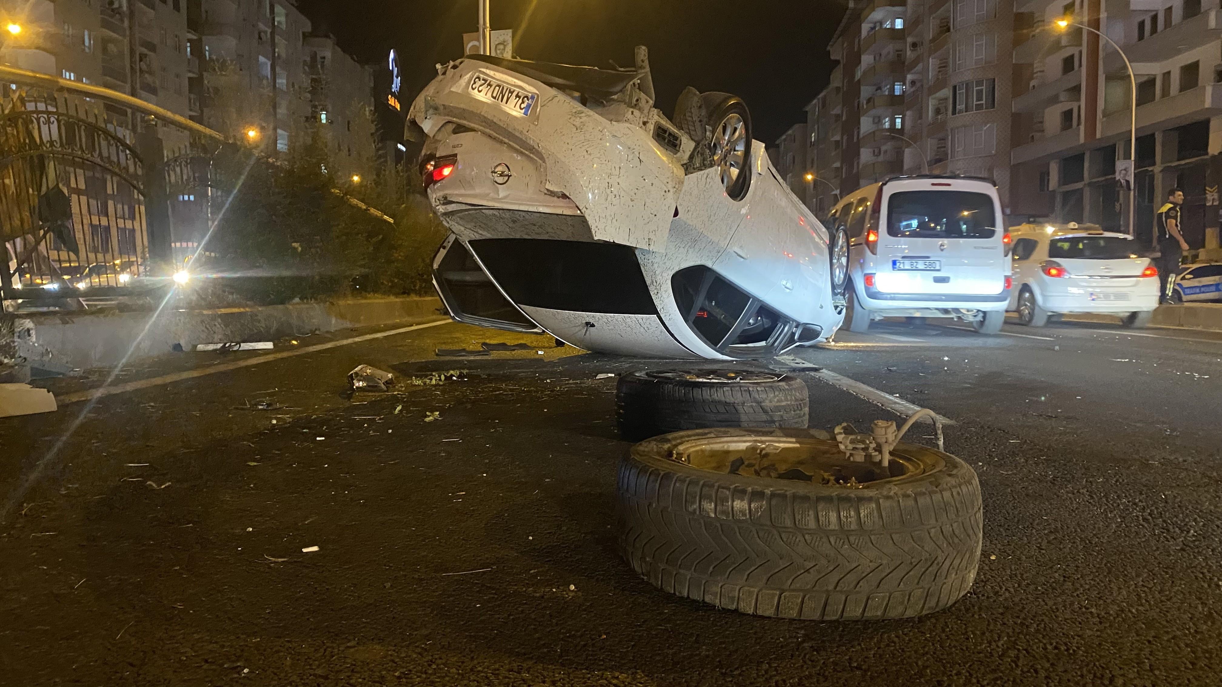 Makas atan sürücü faciaya neden oluyordu!