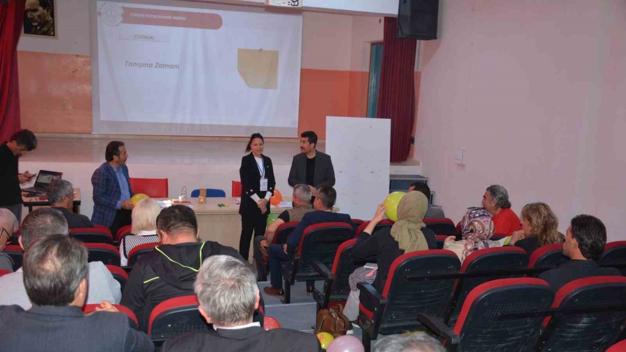 Köyceğiz’de okul müdürlerine seminer