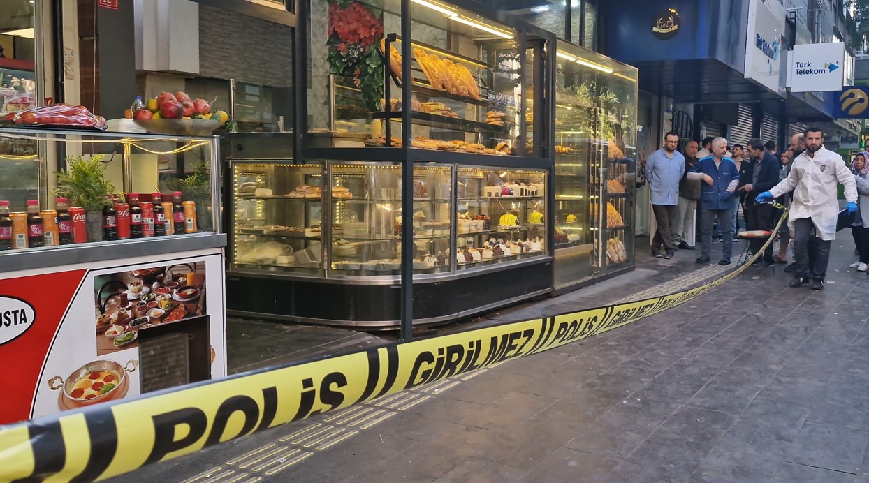 Diyarbakır'da hareketli anlar: Gündüz vakti fırını soymaya kalktı