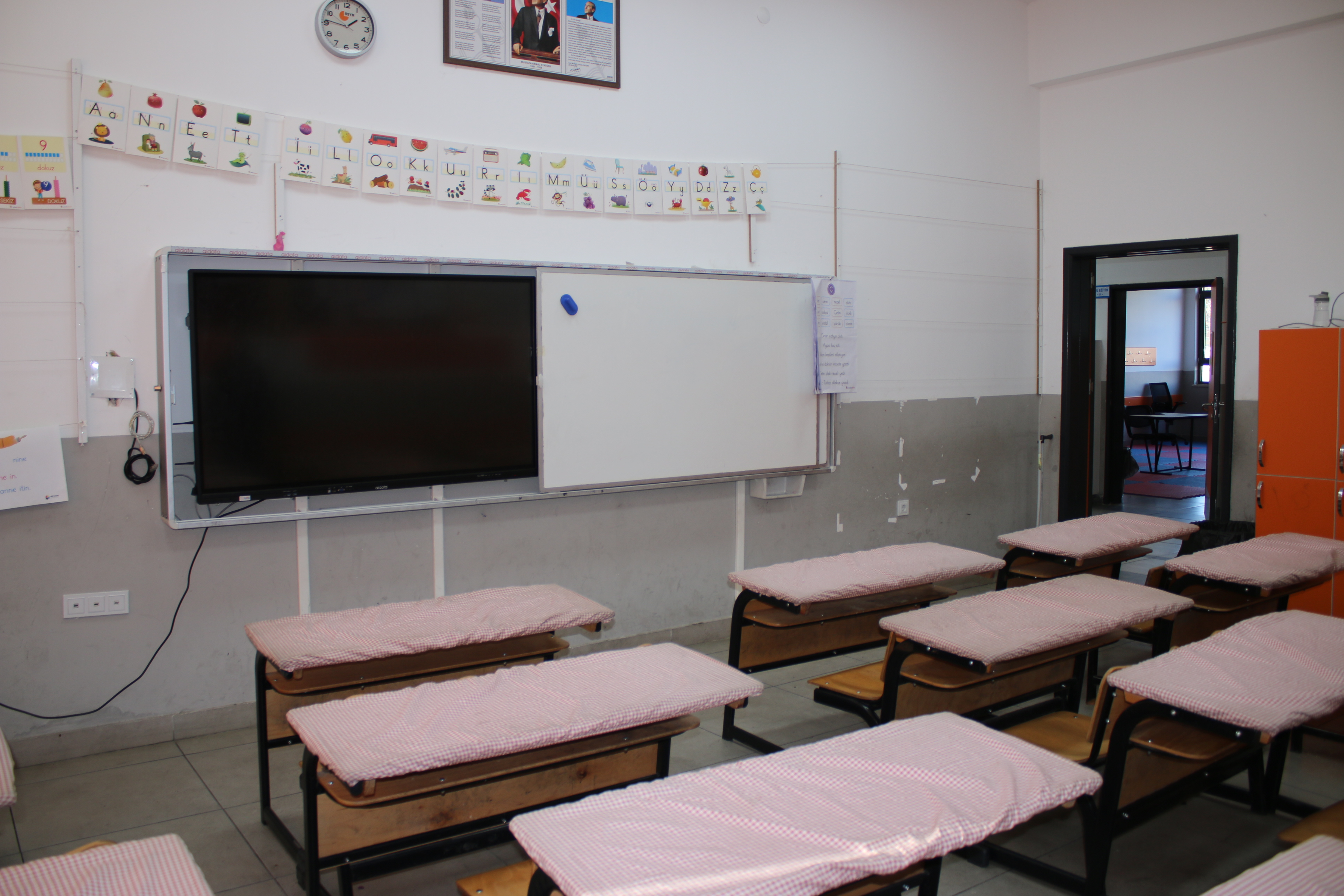 Diyarbakır'da Yarım Asırlık Okul Yenilendi! İşte Yeni Çehresi (12)