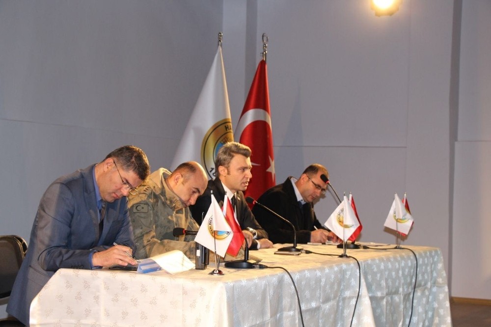 Hani’de uyuşturucu ile mücadele ve okul güvenliği toplantısı yapıldı