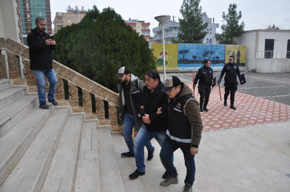 Vatandaşları ‘memur’ yapma vaadiyle dolandıran zanlı yakalandı