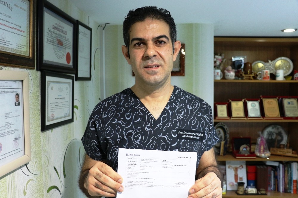 Eşine hediye almak yerine Mehmetçiğe bağış yaptı
