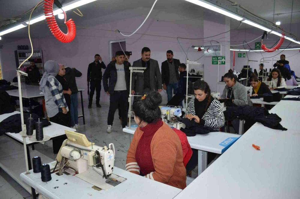 Beytüşşebap’ta kadın girişimci açtığı atölye ile istihdam sağladı
