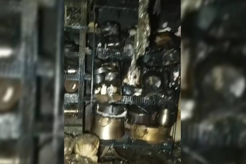 Elektrik kontağından yangın evi kullanılamaz hale getirdi