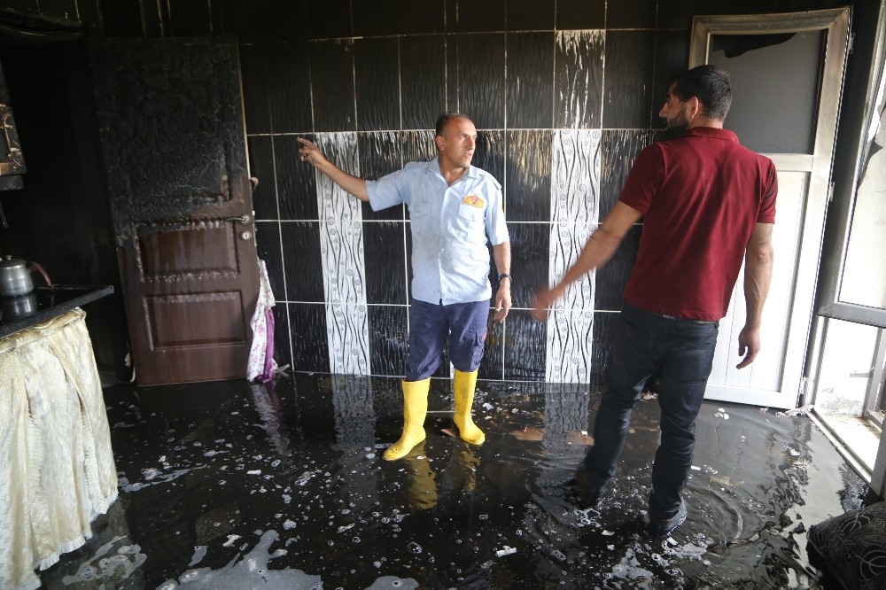 Silopi’de ev yangını