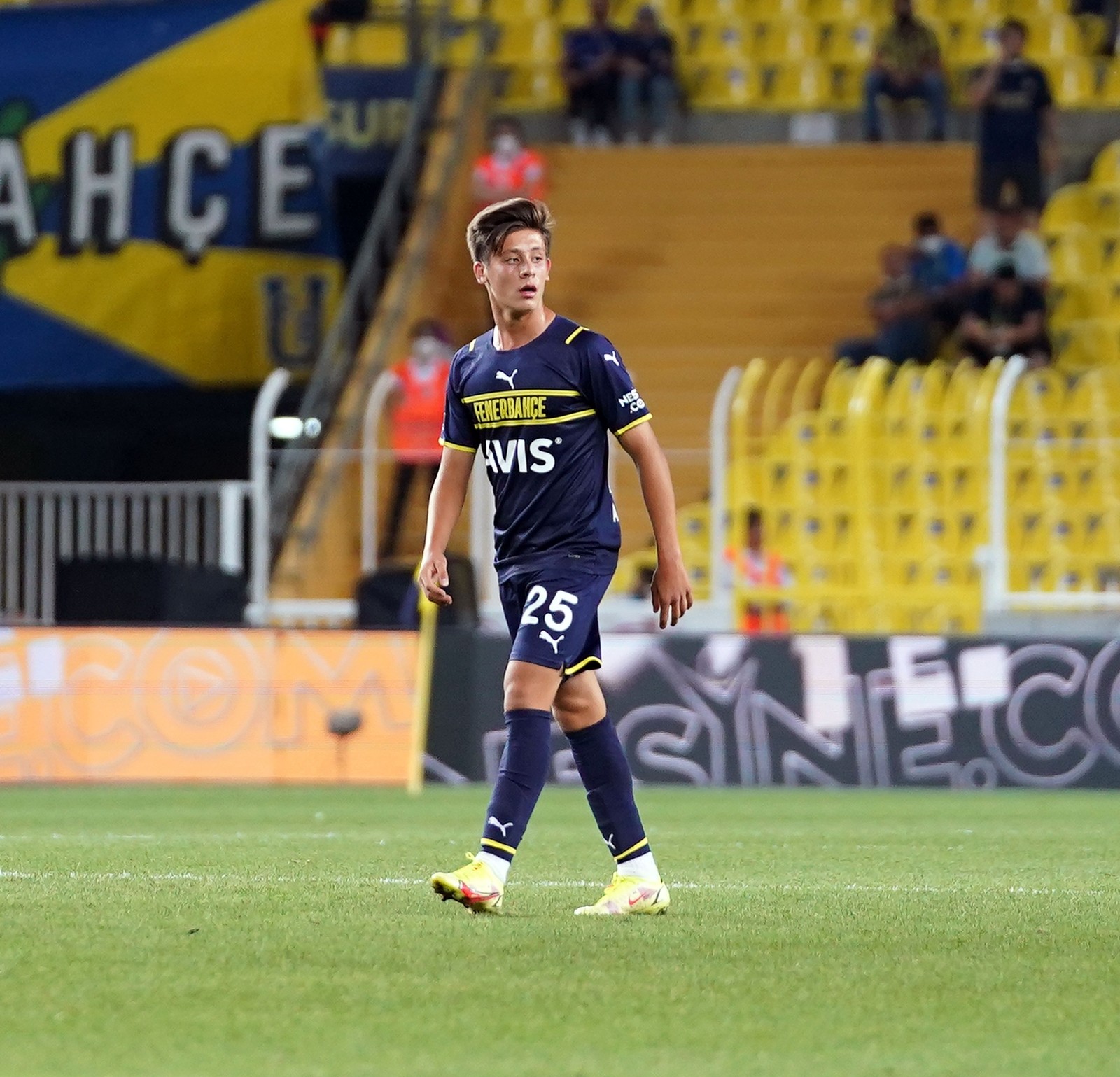 Jose Sosa&rsquo;dan Arda G&uuml;ler&rsquo;e: &Prime;&Ccedil;alışmaya devam et, bir g&uuml;n bu takımın yıldızı olacaksın&Prime;