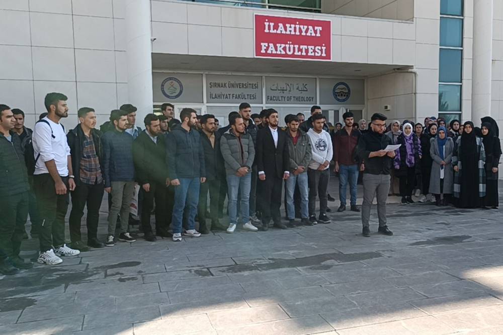 Şırnak Üniversitesi öğrencilerinden Hazreti Muhammed'e hakarete sert tepki