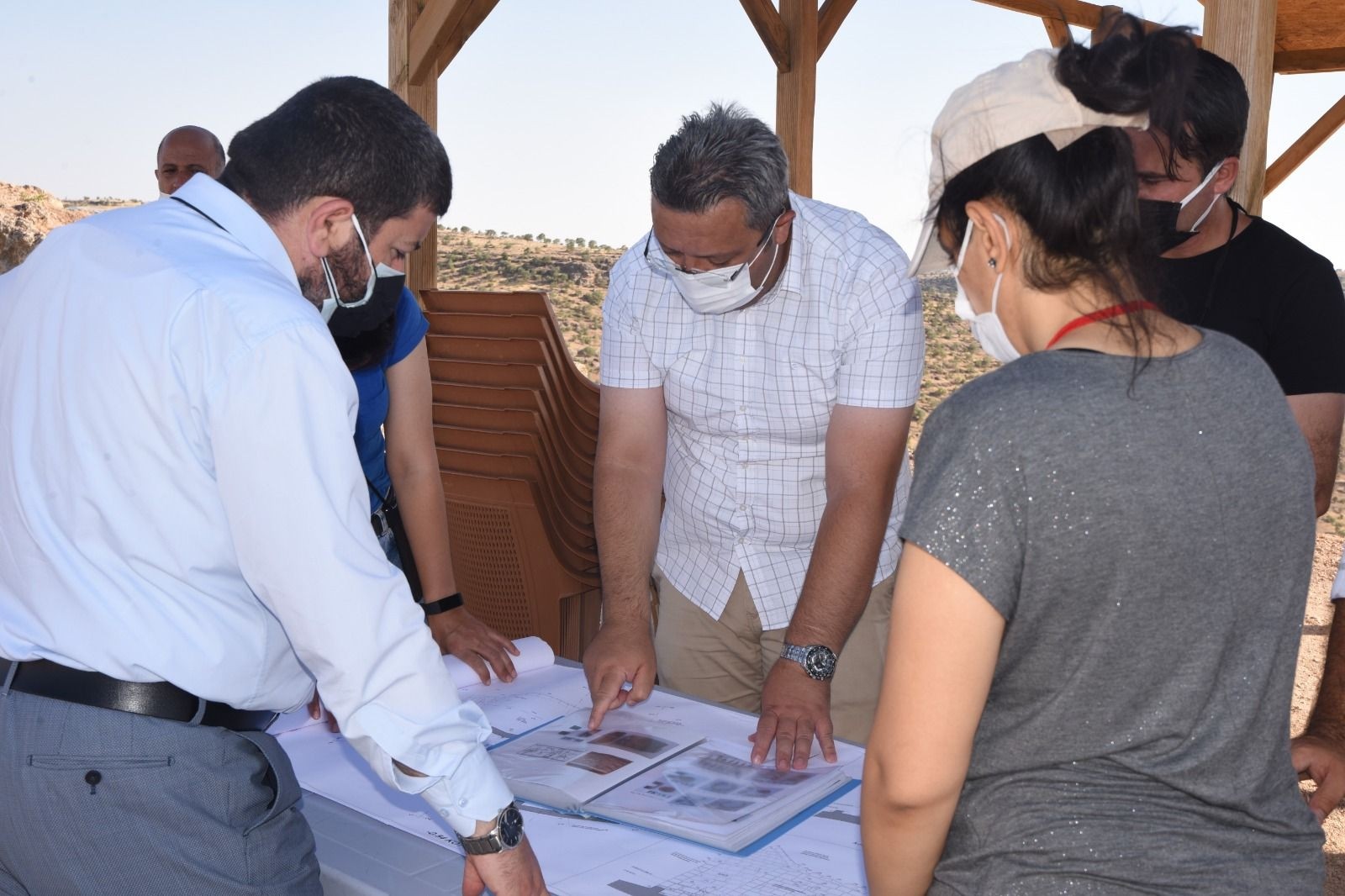 Zerzavan’a destek ziyaretleri devam ediyor