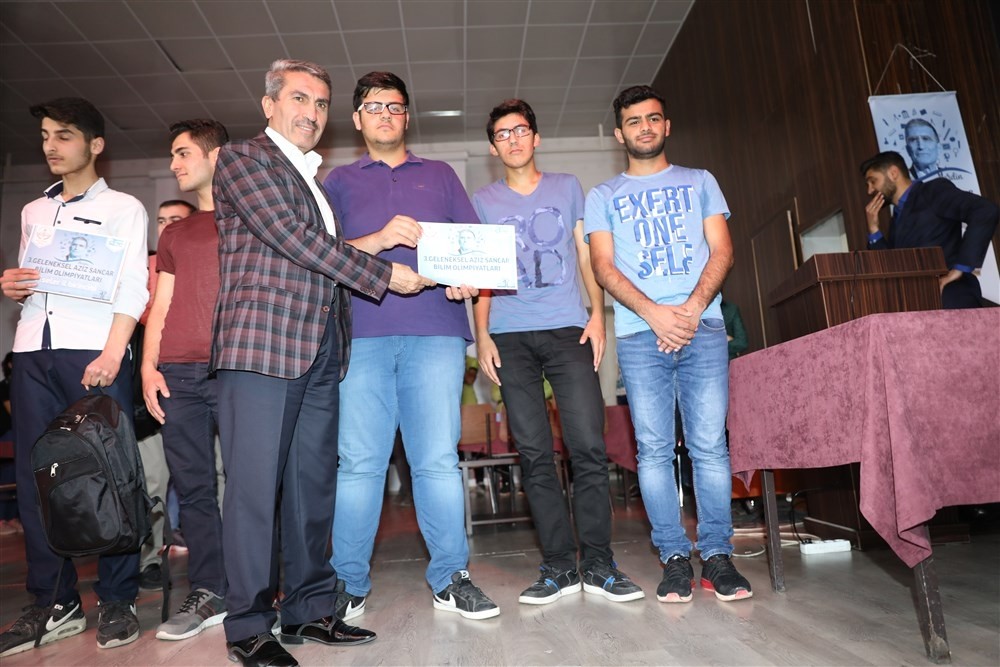 Mardin’de 3. Geleneksel Aziz Sancar Bilim Olimpiyatları yapıldı