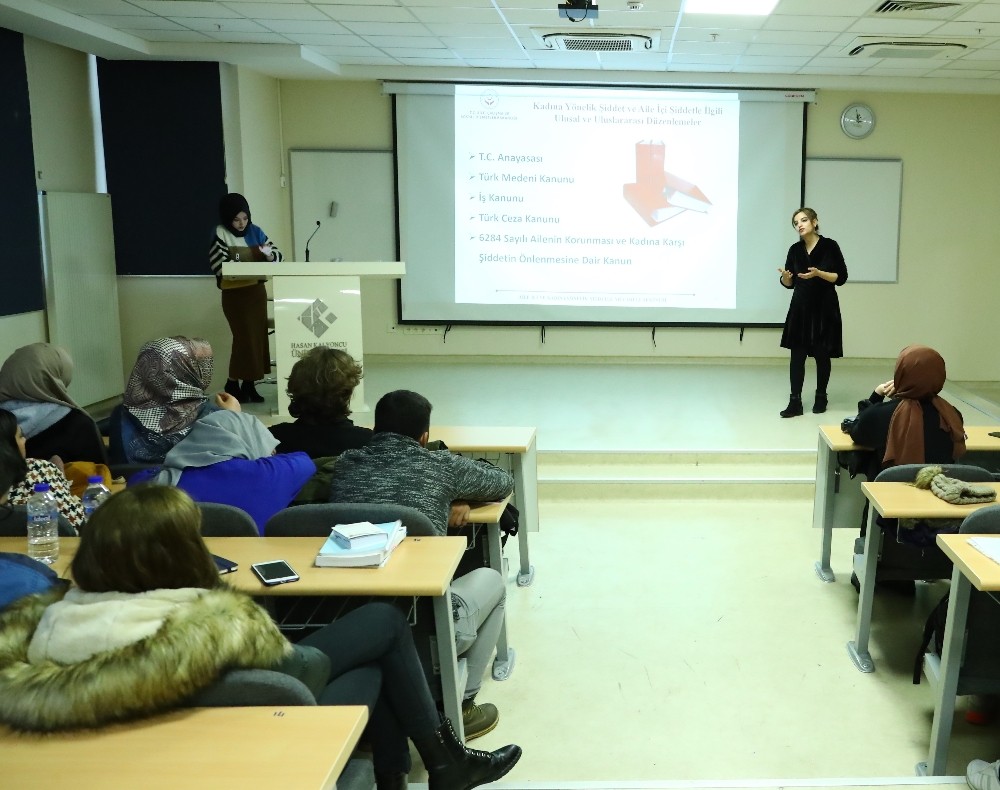 Kadına yönelik şiddetle mücadele HKÜ’de anlatıldı