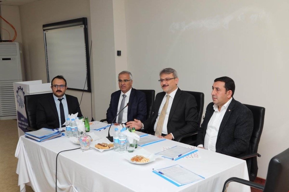 Vali Ekinci,OSB’de incelemede bulundu