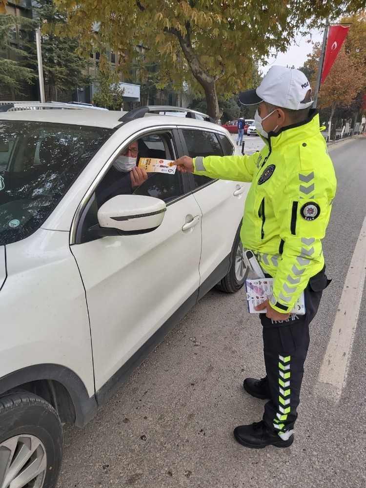 Malatya’da korona virüs kurallarına uymayan bin 196 kişiye ceza