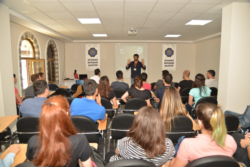 Büyükşehir Belediyesinden cankurtaran eğitimi