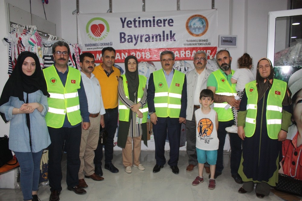 Yardım Eli Derneği gönülleri fethetti