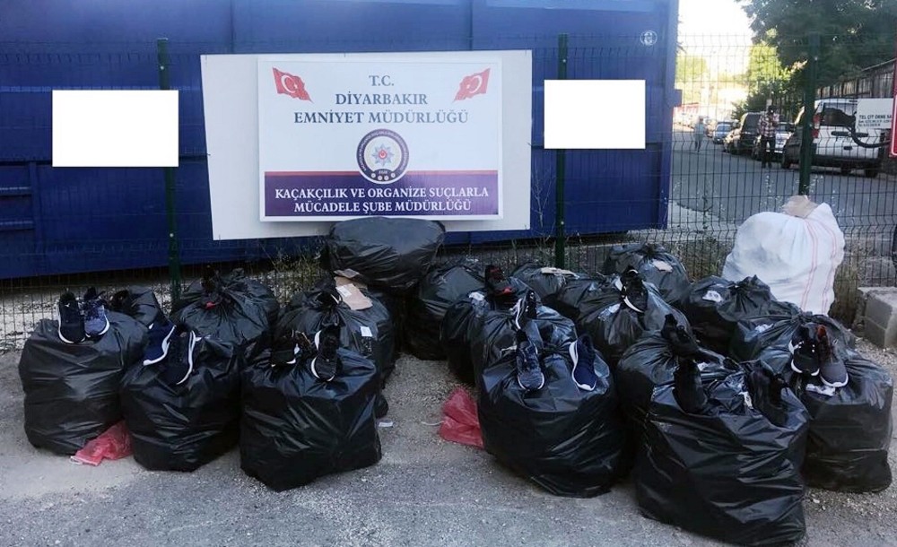 Diyarbakır’da 3 bin 814 gümrük kaçağı ayakkabı ele geçirildi