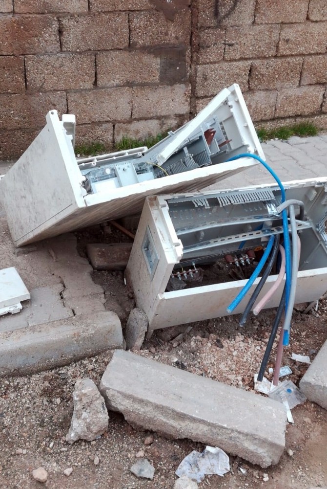 Nusaybin’de kaçağı önleyen 87 pano tahrip edildi