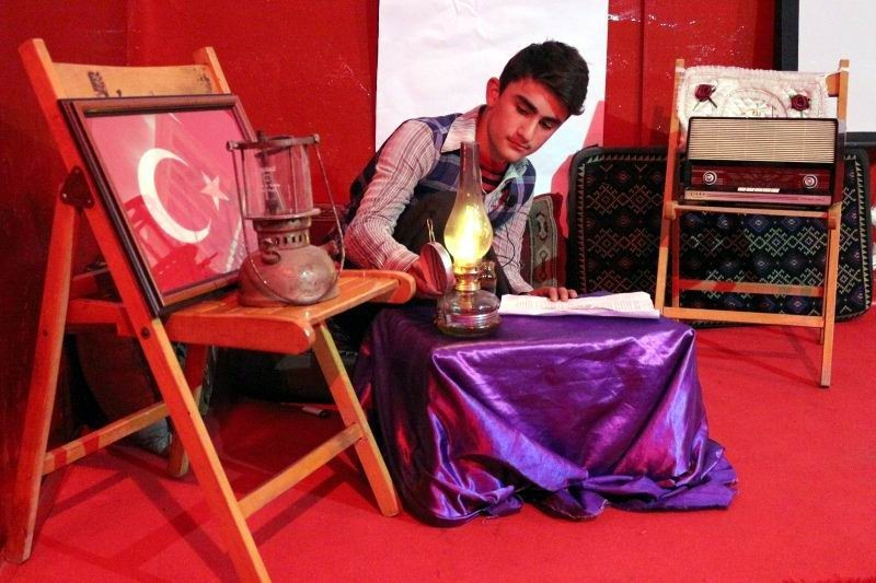 Bahçesaray’da İstiklal Marşı’nın kabulü ve Mehmet Akif Ersoy’u anma programı