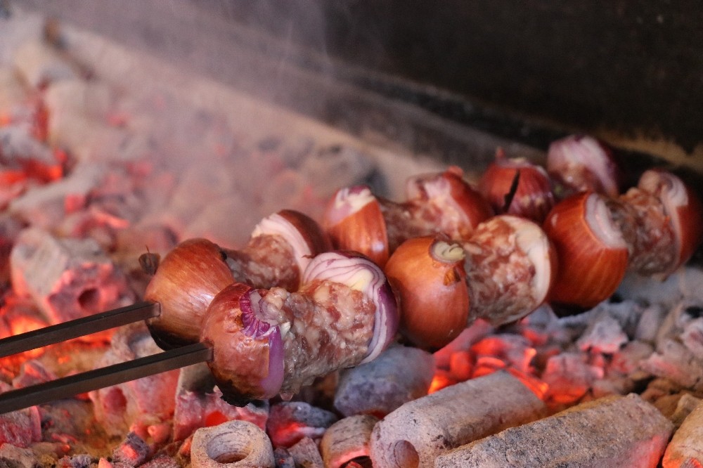 Gribin doğal ilacı ’soğan kebabı’