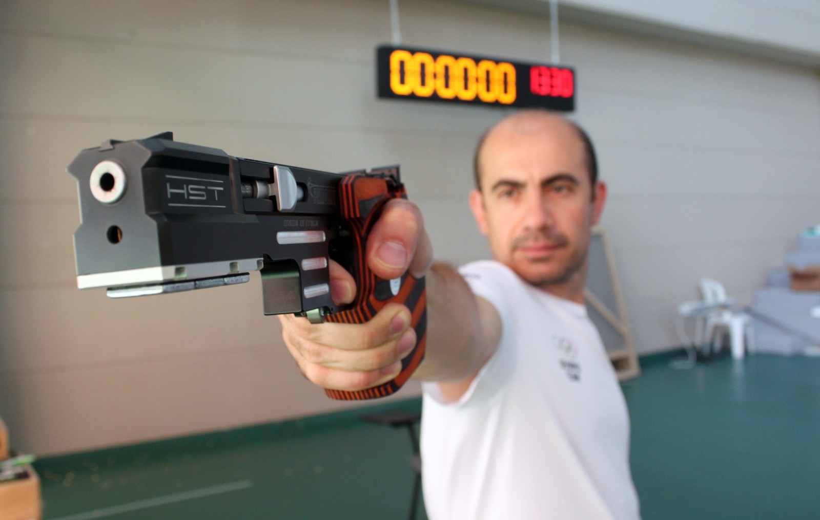 Milli sporcu Özgür Varlık, Tokyo Olimpiyatları için son hazırlıklarını yapıyor