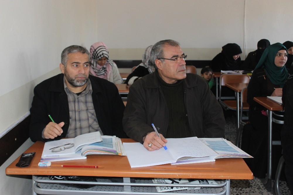 Suriyeliler Türkçe öğreniyor