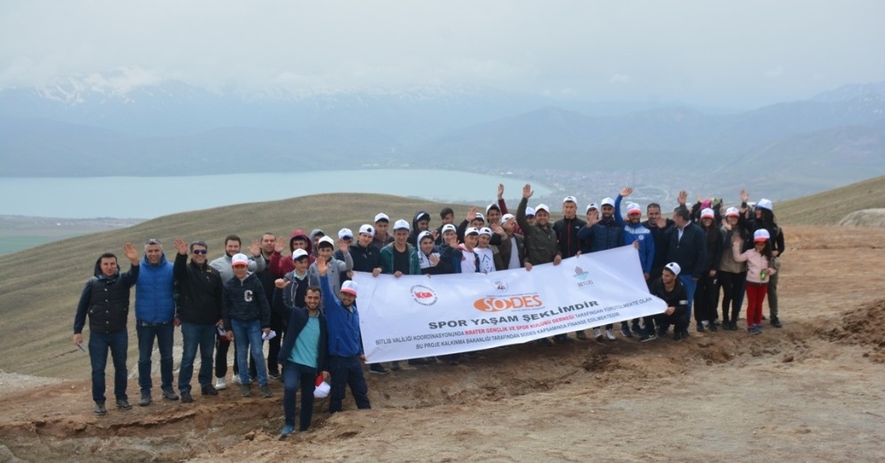 3 saatte 10 kilometre yürüdüler