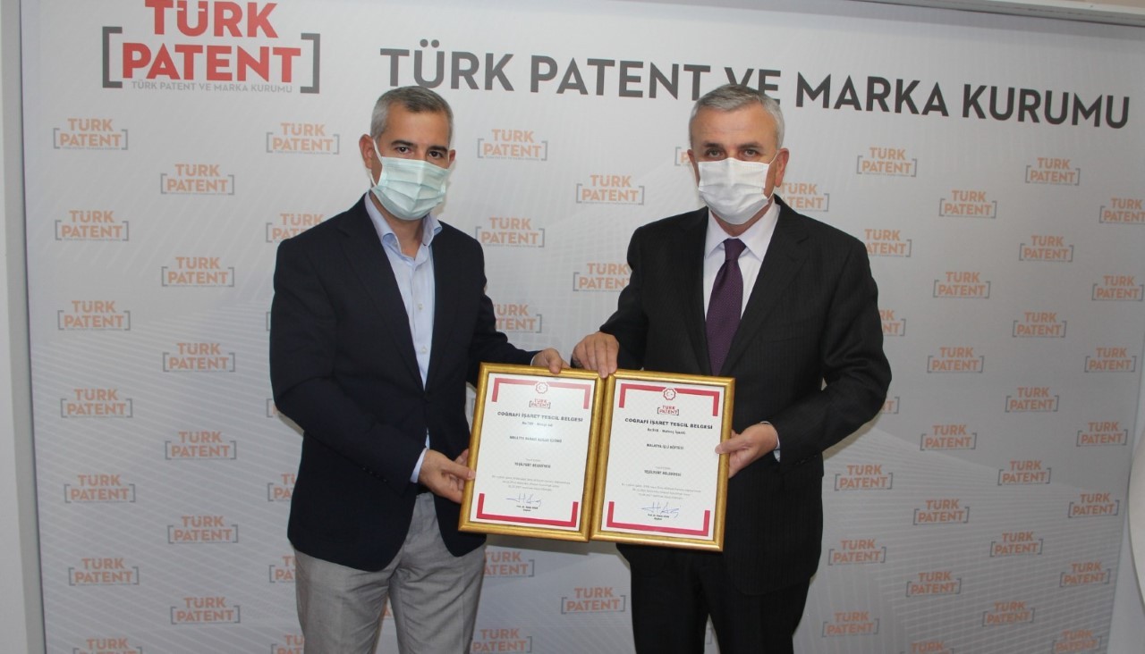 Malatya i&ccedil;li k&ouml;fte yemeği ve Banazı karası &uuml;z&uuml;m&uuml; coğrafi işaret tescil belgesine kavuştu