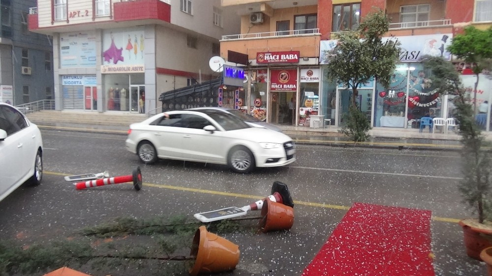 Meteorolojinin uyardığı Mardin’de dolu yağdı