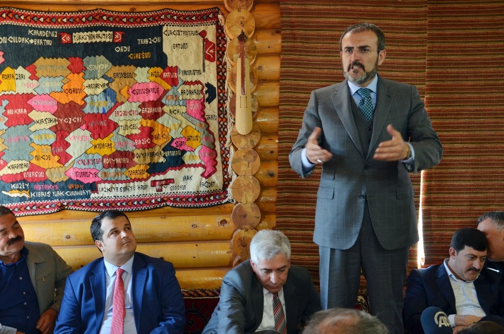 Sur Belediyesi muhtarları ağırladı