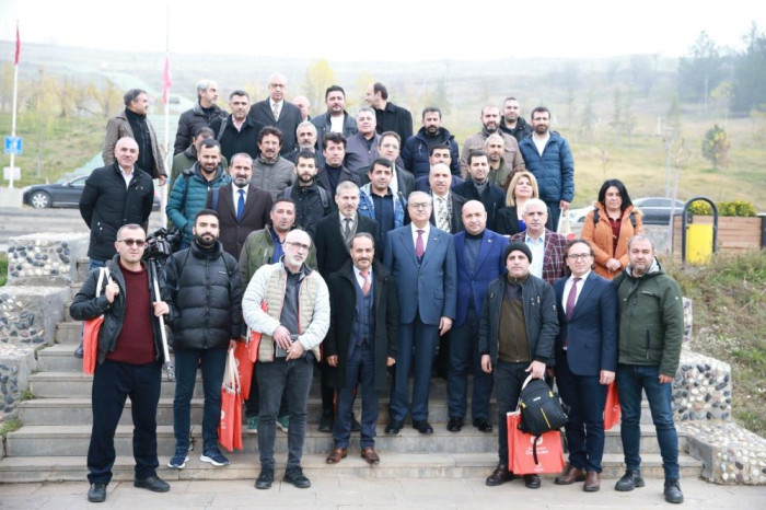 Diyarbakır Valisi Su, basın mensuplarıyla bir araya geldi(Videolu)