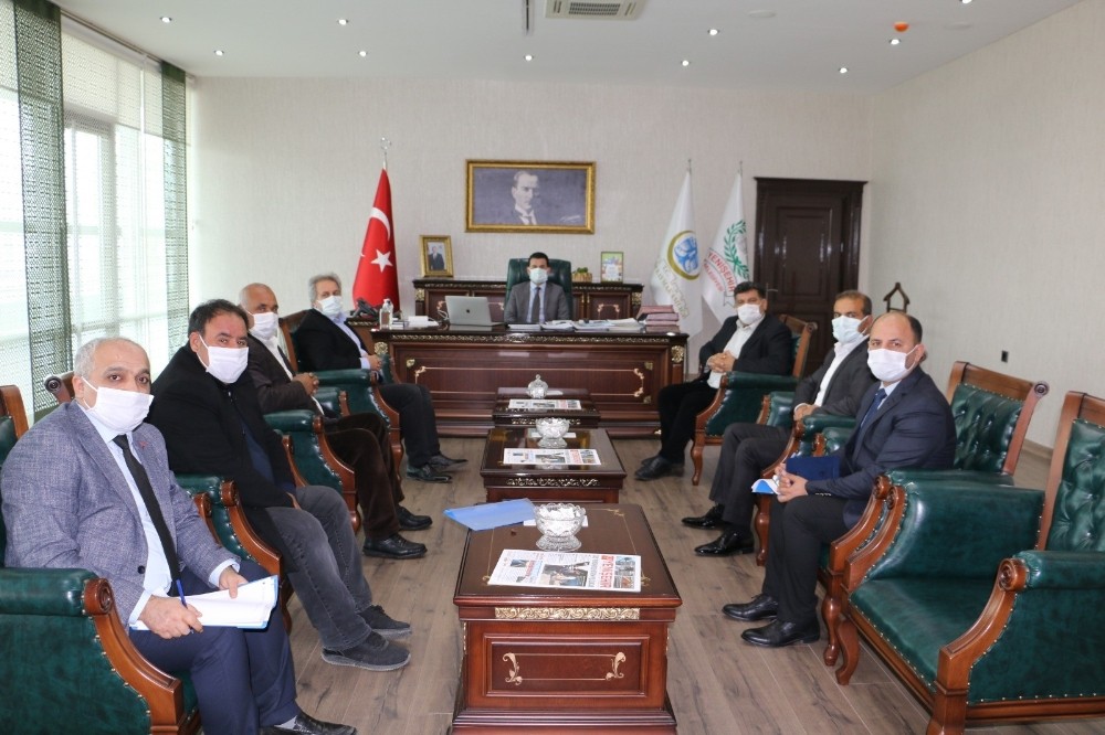 Yenişehir Kaymakamı Beşikçi filyasyon ekipleri ile bir araya geldi